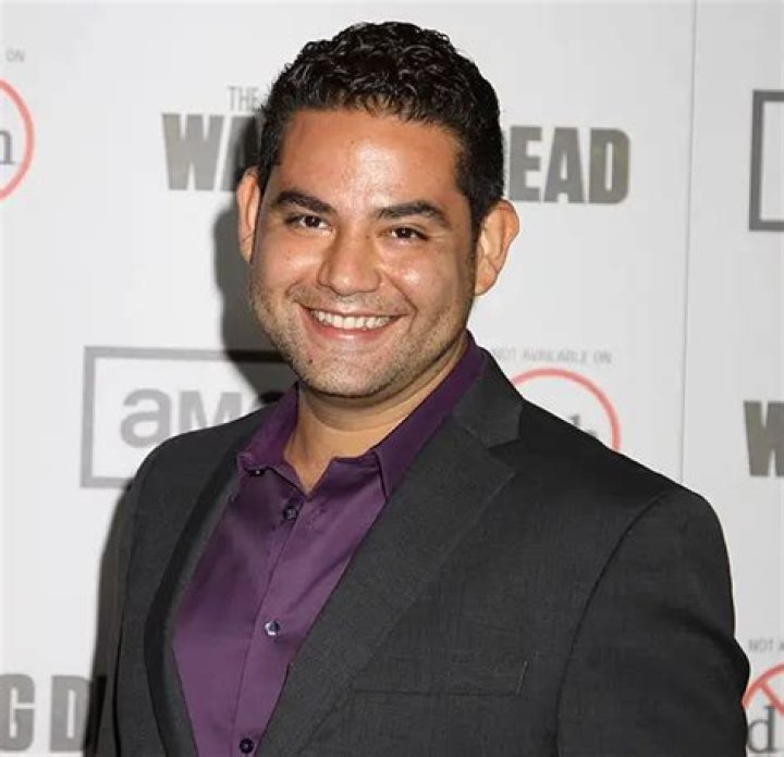 Juan Gabriel Pareja Is A Married Man! The Actor Is A Pro At Balancing