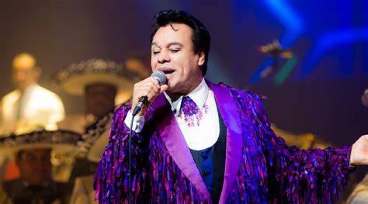 Juan Gabriel's Last Day 'Full of Joy, Laughter and Love' (Exclusive