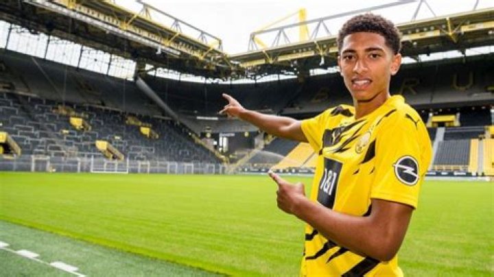 Jude Bellingham Borussia Dortmund chega a um acordo com Jude