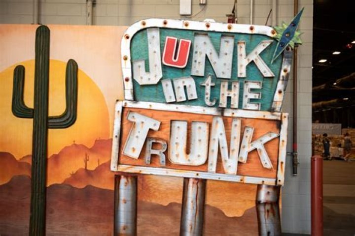 Junk In The Trunk Opens at Central Mall