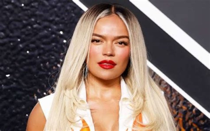 Karol G Bio, Age, Height Fitness Models Biography