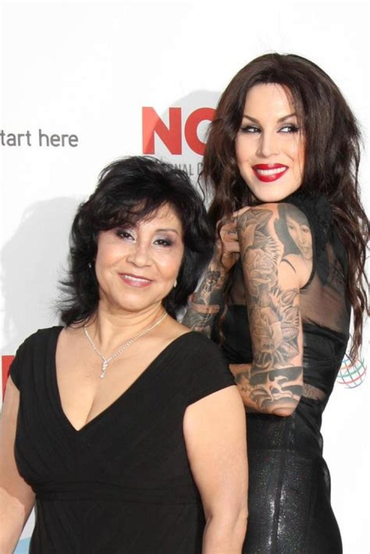 Kat Von D Mom