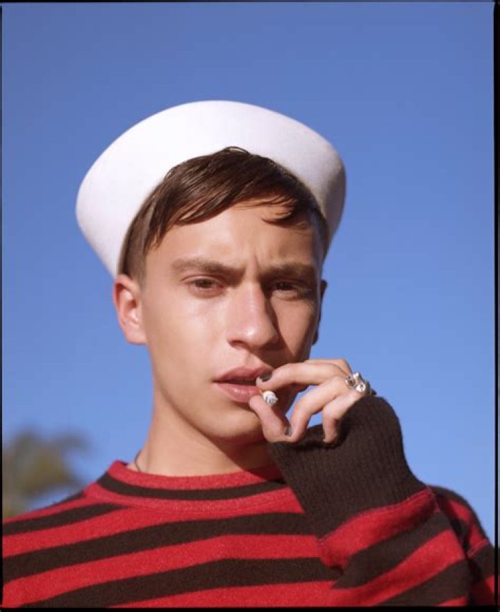 Keir Gilchrist Height