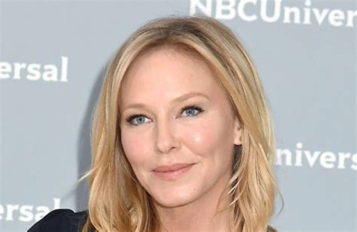 Kelli Giddish Net Worth 2023 Wiki Bio, Married, Dating, Family, Height