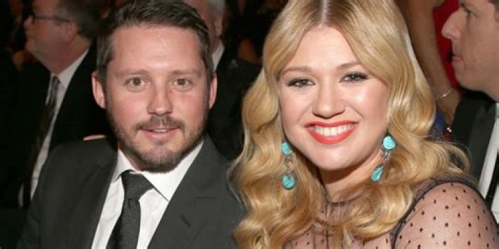 Kelly Clarkson wages further legal battle against family of ex Brandon