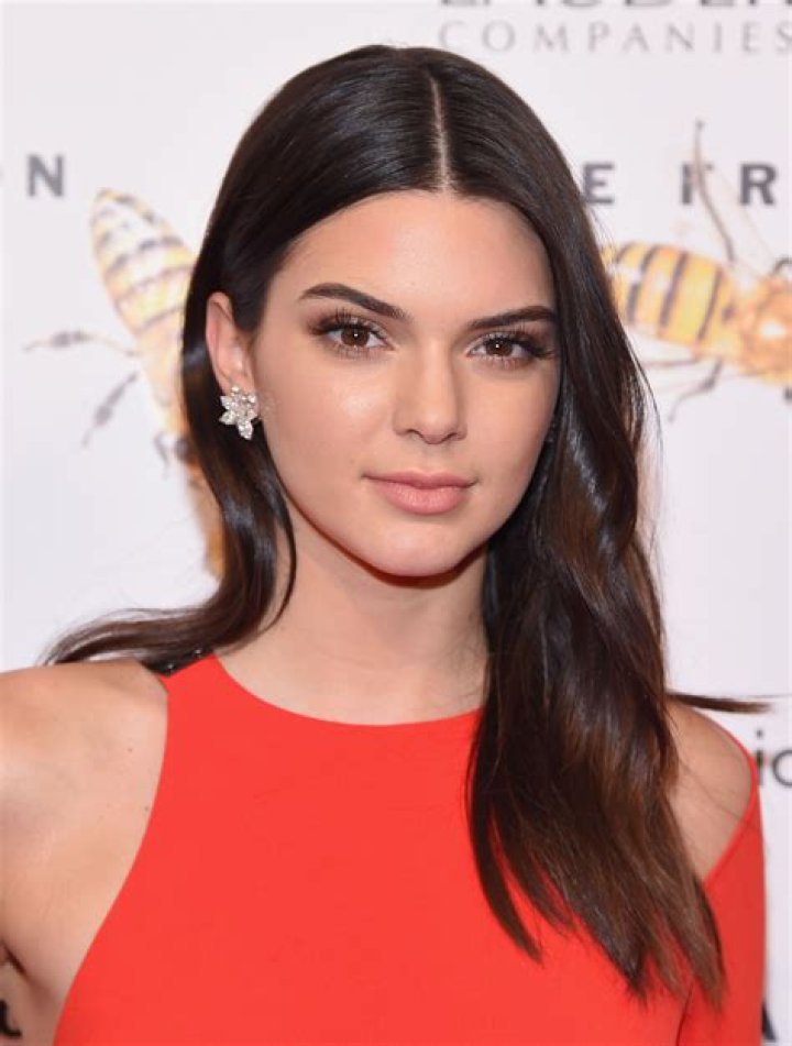 Kendall Jenner Age, Siblings & Instagram