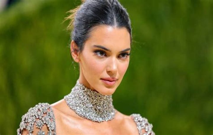 Kendall Jenner net worth, age, height, wiki, boyfriend, biography