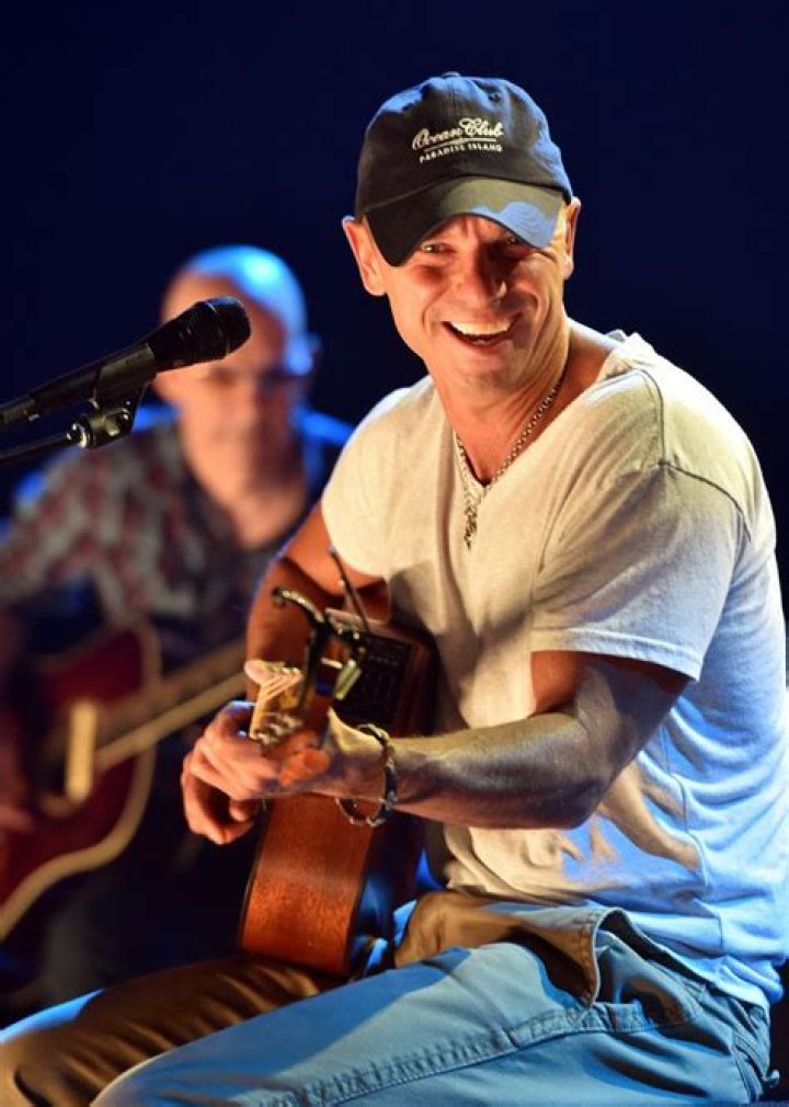 Kenny Chesney Photostream Kenny chesney, Celebrity houses, Country music