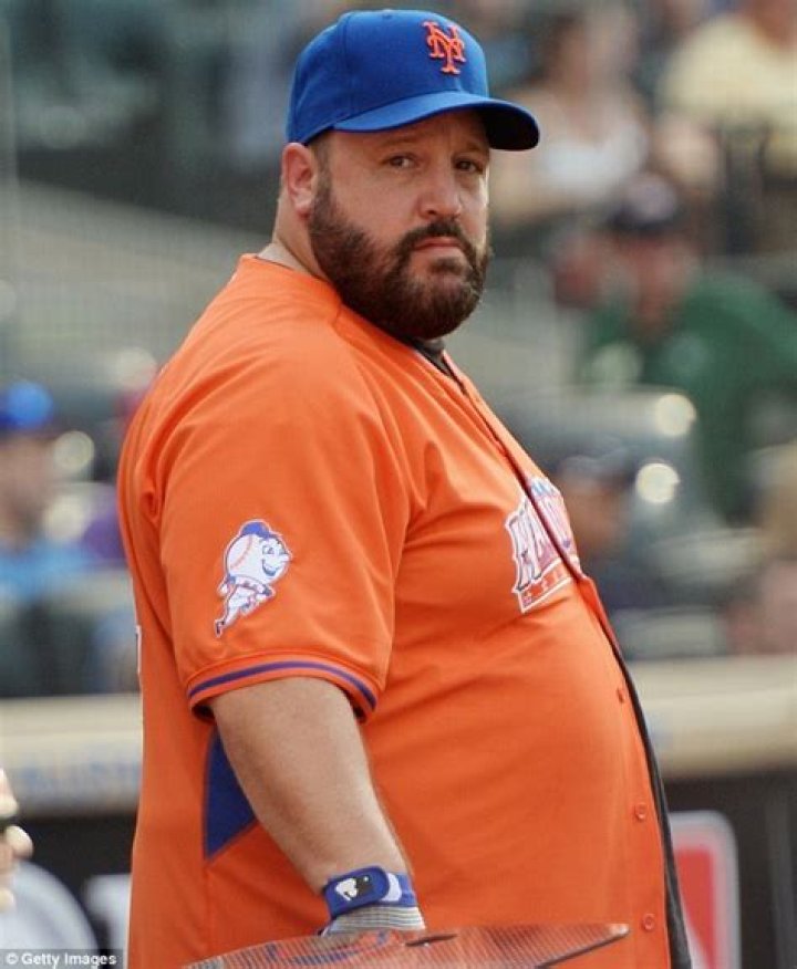 Kevin James Shirtless Fat