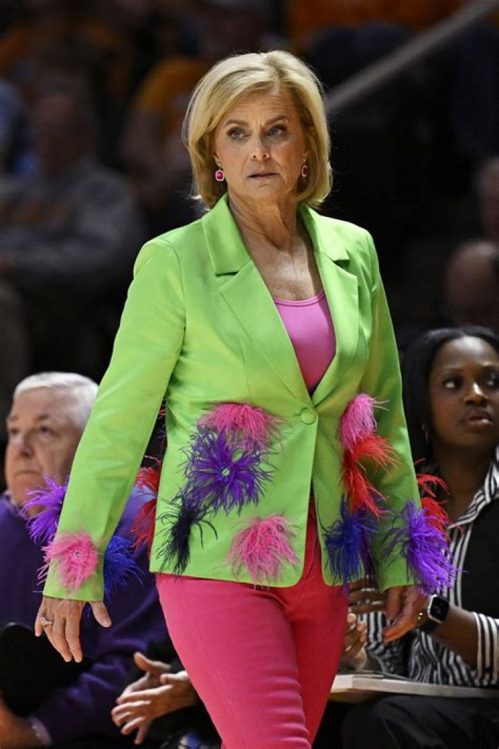 Kim Mulkey's Husband Randy Robertson (Bio, Wiki) Basketball coach