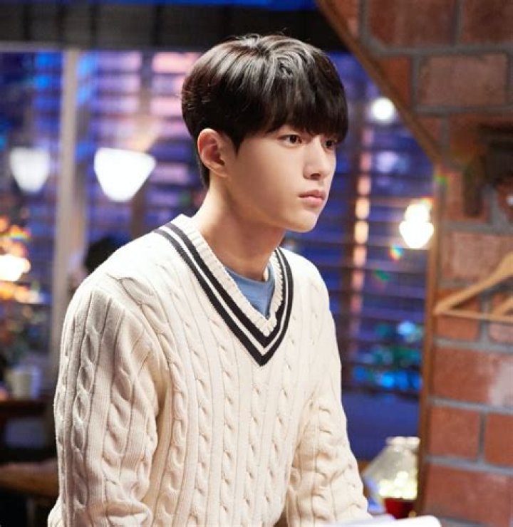 Kim Myung Soo Takes A Step Further Into Human Life In &ldquo;Meow The Secret