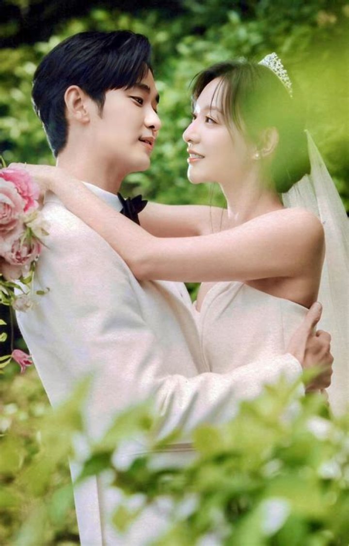 Kim Soohyun, Kim Jiwon to star in ‘Queen of Tears’