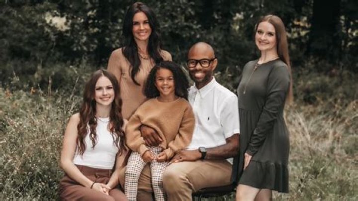 Know About Dimitrious Stanley’s Wife As The Wide Receiver Dies At 48