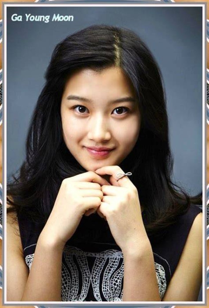 Korean Actress Ga Young Moon Picture Gallery