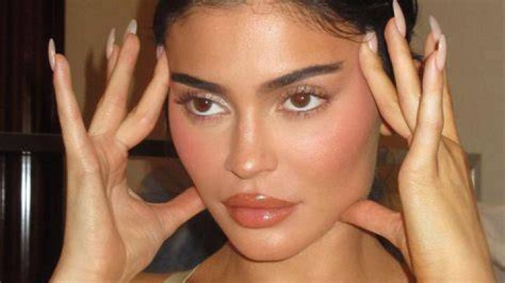 Kylie Jenner slammed for 'disingenuous' post about 60lb weight gain