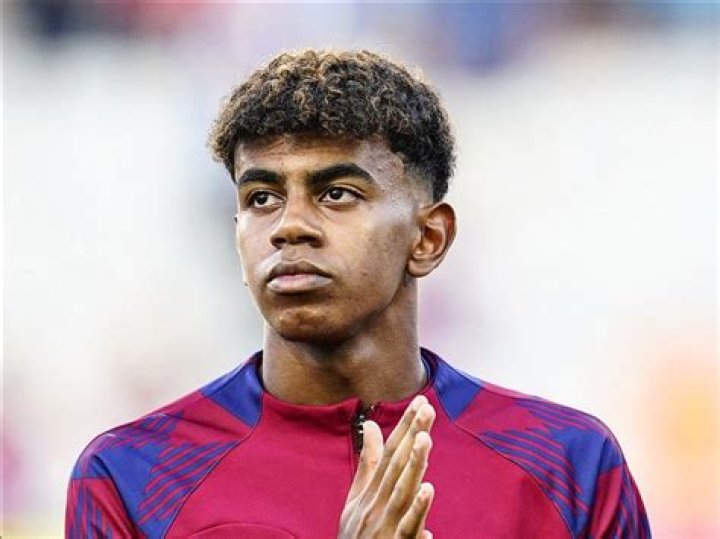 Lamine Yamal choisit l'Espagne, son père fait une étrange sortie