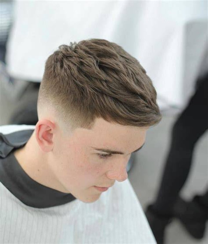 Latest 2018 Best Fade Haircuts Men's Hairstyle Swag