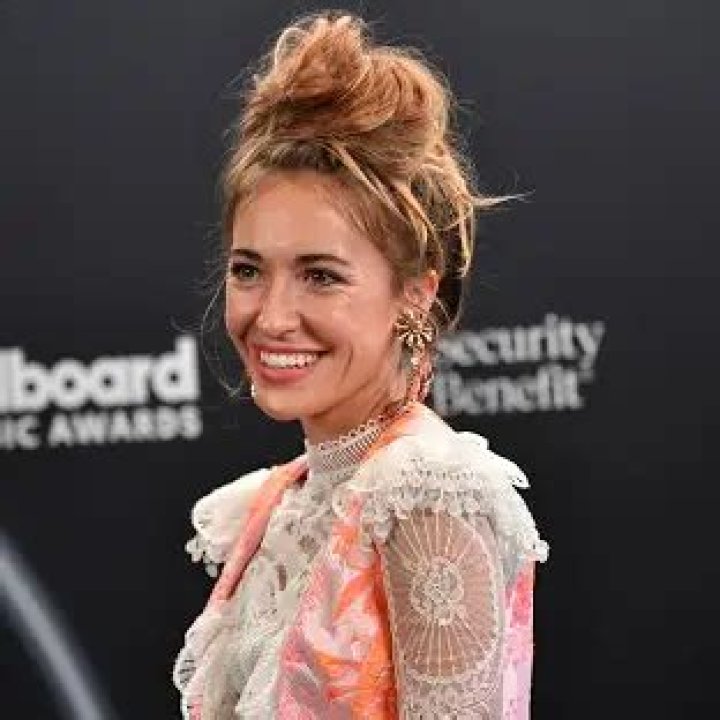 Lauren Daigle Age, Net Worth, Sun Sign, Boyfriend, Husband, Family and Biography TheWikiFeed