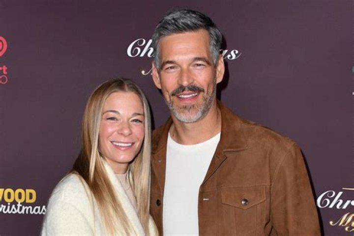 LeAnn Rimes and Eddie Cibrian's Road to Romance