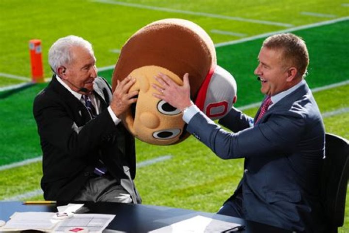 Lee Corso picked Texas to win AlabamaOle Miss game, and fans are