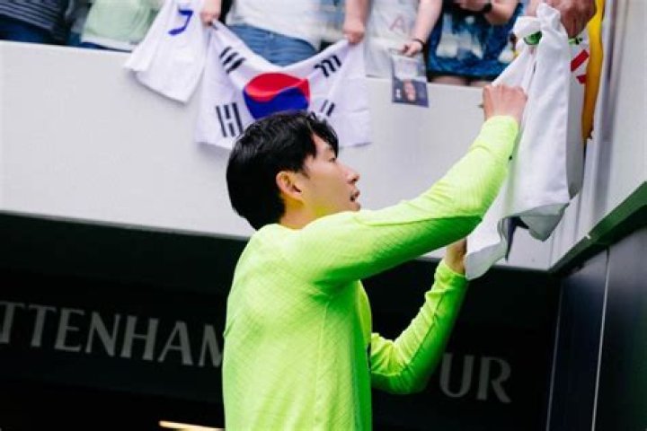 Lee Min Ho&rsquo;s wife does he have one? If so, who is she?