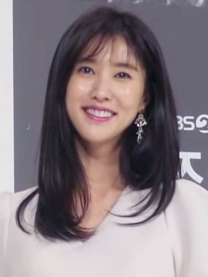 Lee Sookyung (actress, born 1982) Wikipedia