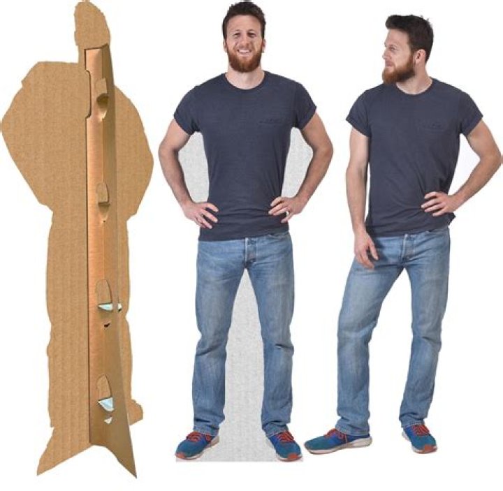 LifeSize Mr. Incredible Cardboard Cutout