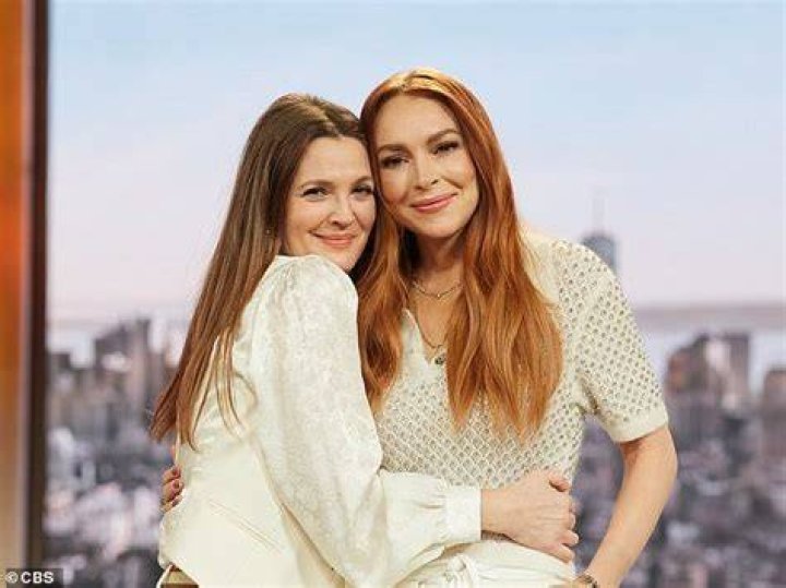 Lindsay Lohan Hints at 'Mean Girls' in &lsquo;Falling For Christmas&rsquo; Life