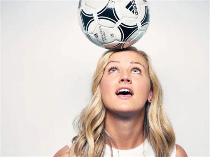 Lindsey Horan Net WorthWikiBioCareer,SoccerPlayer,earnings,goals,age