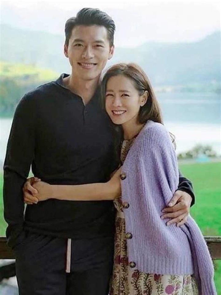 LOOK Hyun Bin And Son Ye Jin's Official Wedding Photos Are Here
