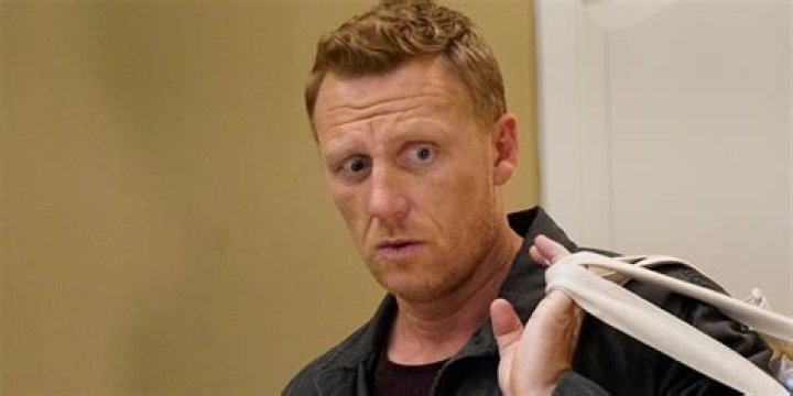 &lsquo;Six Four&rsquo; Images Kevin McKidd & Robinson Search for Their Child