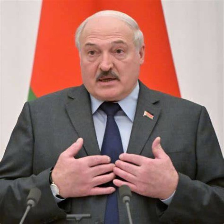 Lukashenko acusa a Occidente de apoyo militar a &ldquo;presidenta alternativa&rdquo;