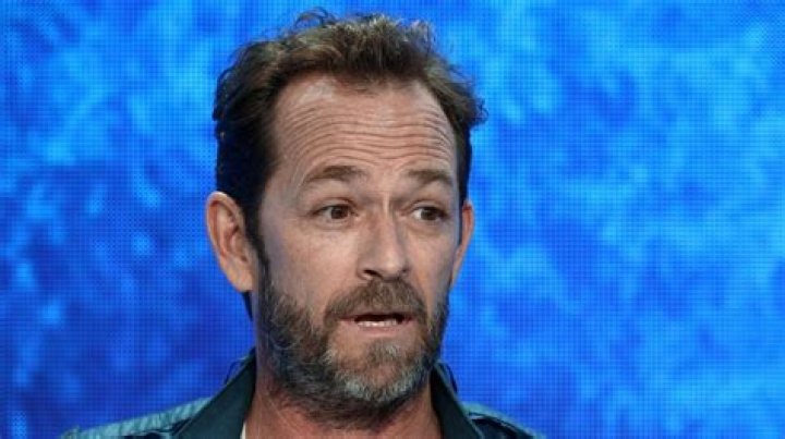 Luke Perry hospitalized, publicist says; '90210' actor had stroke