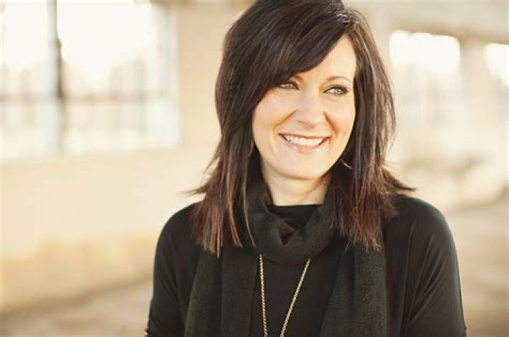 Lysa TerKeurst What Do I Do With All of These Painful Memories This Christmas? RELEVANT
