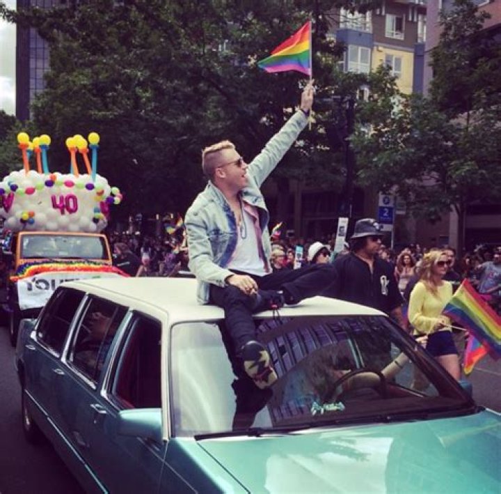 Macklemore Involved in Scary Car Crash