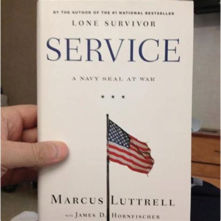 Marcus luttrell, Navy seals, American heroes