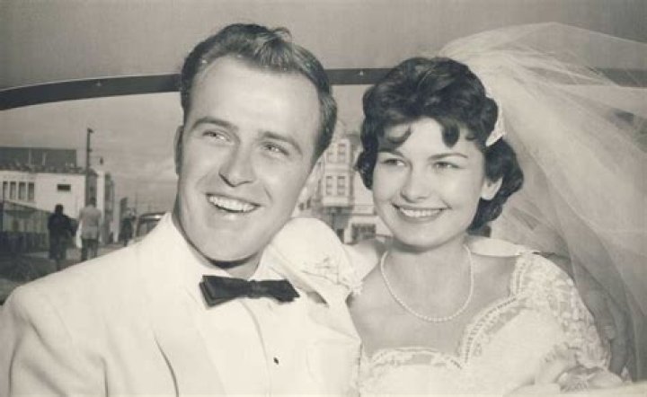 Marilyn Jean Hooper, Personal Life and Net Worth FlyAtn
