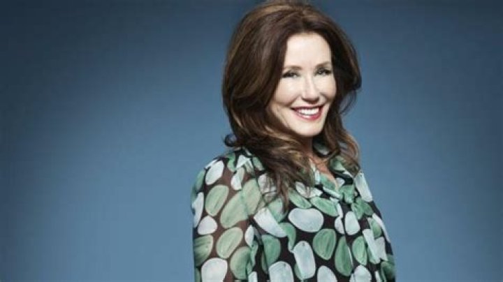 Mary McDonnell Net Worth 2023 Movies Age Husband Young