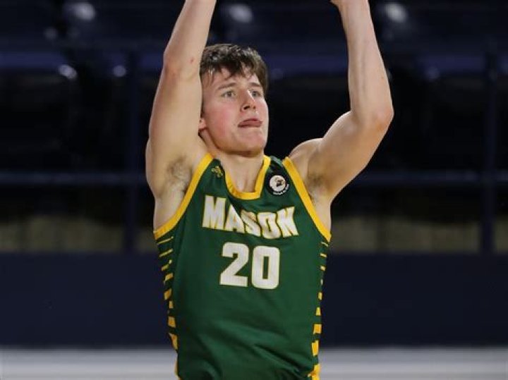 Mason Transfer Tyler Kolek Commits To Marquette Anonymous Eagle