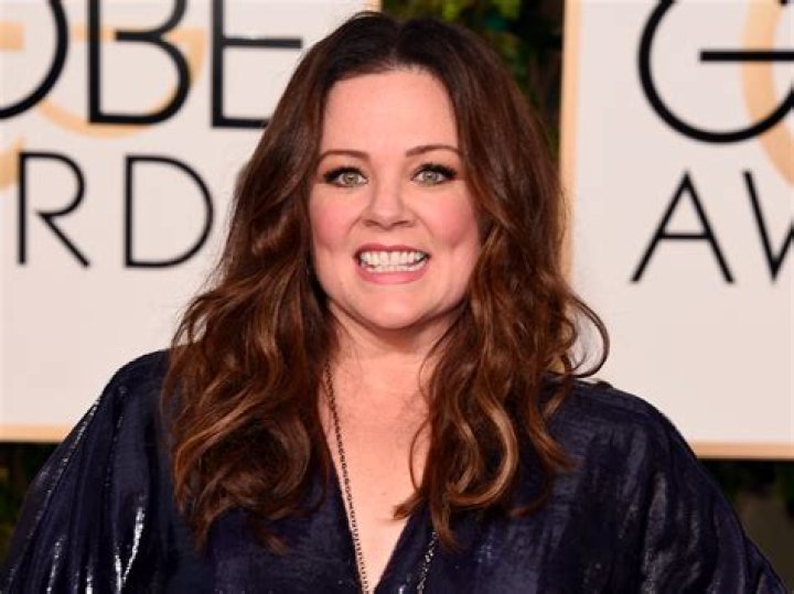 Melissa McCarthy remembers her awkward first time acting in a movie 'I