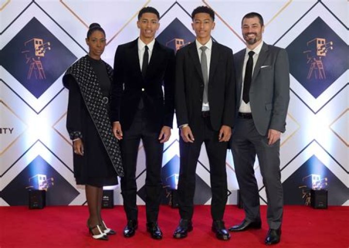 Mercato Mark Bellingham, conseiller de son fils Jude et... l&eacute;gende du