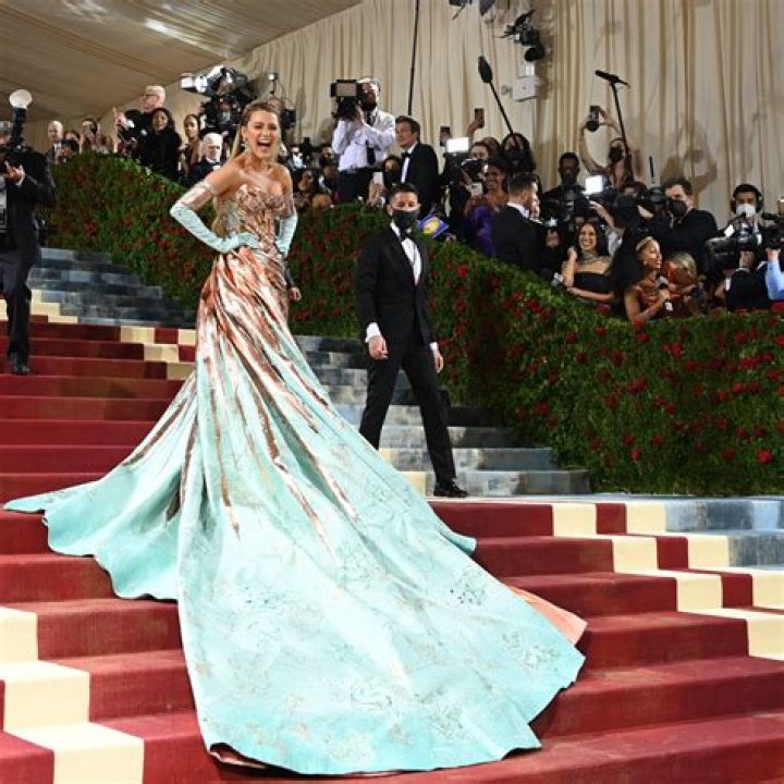 Met Gala 2018 Photos from this year's red carpet Met gala 2018, Met gala, Gala