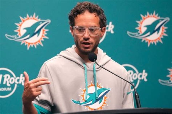 Miami Dolphins announce Mike McDaniel as next head coach CNN