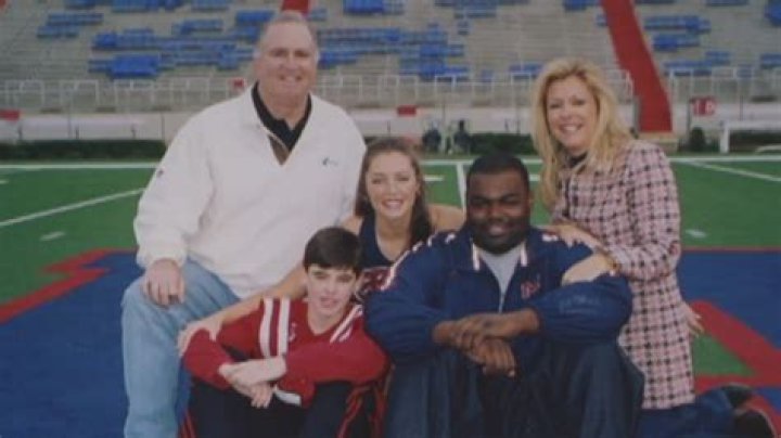 Michael Oher's Foster Brothers Claim Blind Side Movie Depicts "Something That Didn't Occur"