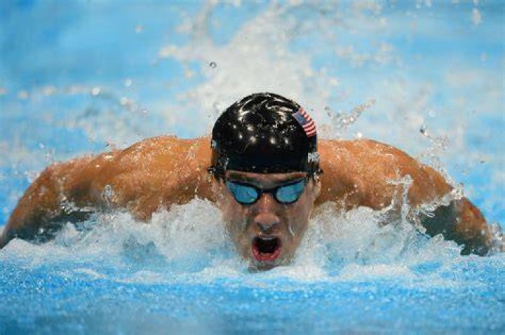 Michael Phelps' net worth, wife, height, medals, age, career earnings