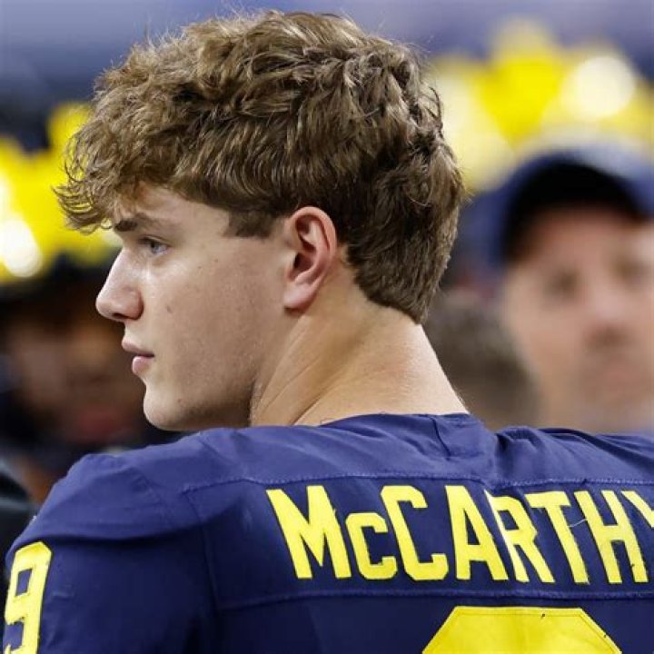 Michigan QB J.J. McCarthy 5 Things to Know For College Football Playoff