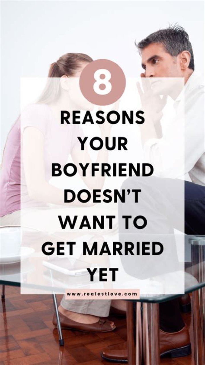 My Boyfriend Doesn't Know How to Comfort Me [Here's Why]