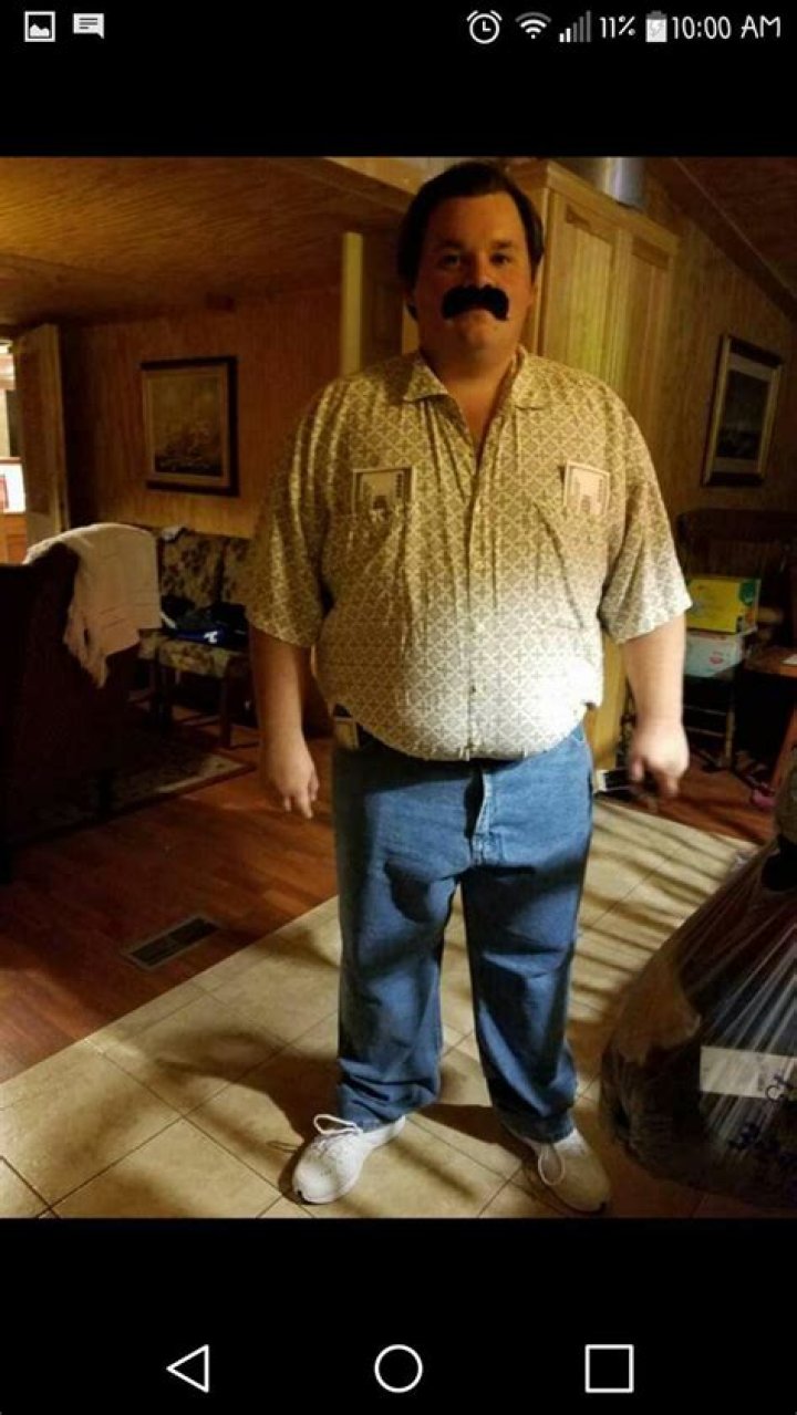 My brothers Pablo Escobar costume Pablo escobar costume, Pablo escobar, Costumes