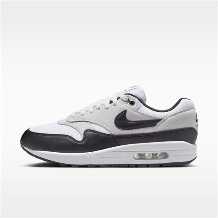 Nike Air Max 80 Triple Black, Men's Fashion, Footwear, Sneakers on Carousell