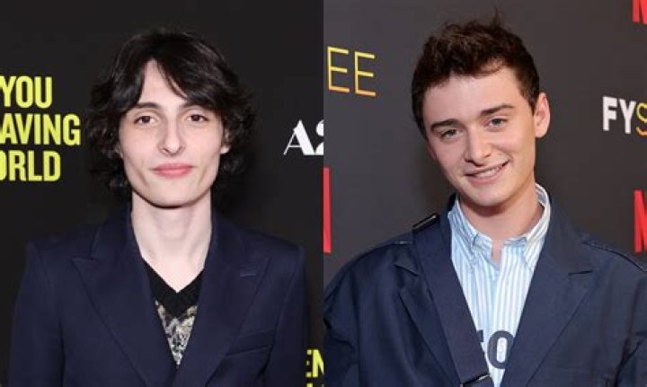 Noah Schnapp Who is Chloe Schnapp sister? EducationWeb
